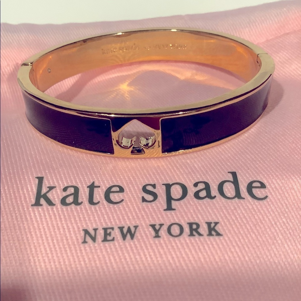 Kate Spade ♠️ Hole Punch Hinge Bangle Black/Gold New eith Pink Dust Bag - Picture 2 of 10